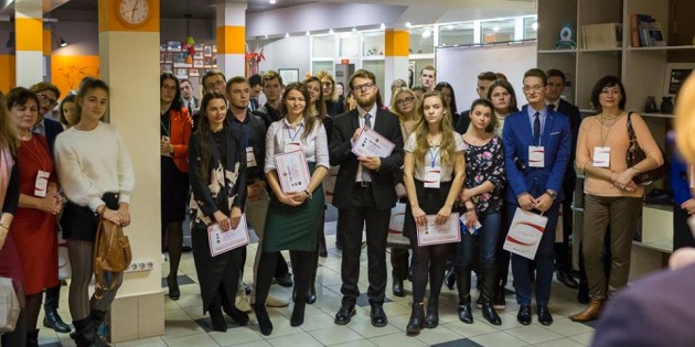 Двадцать две команды студентов из Беларуси, Кыргызстана и России приняли участие в Международном русскоязычном студенческом конкурсе по медиации и переговорам